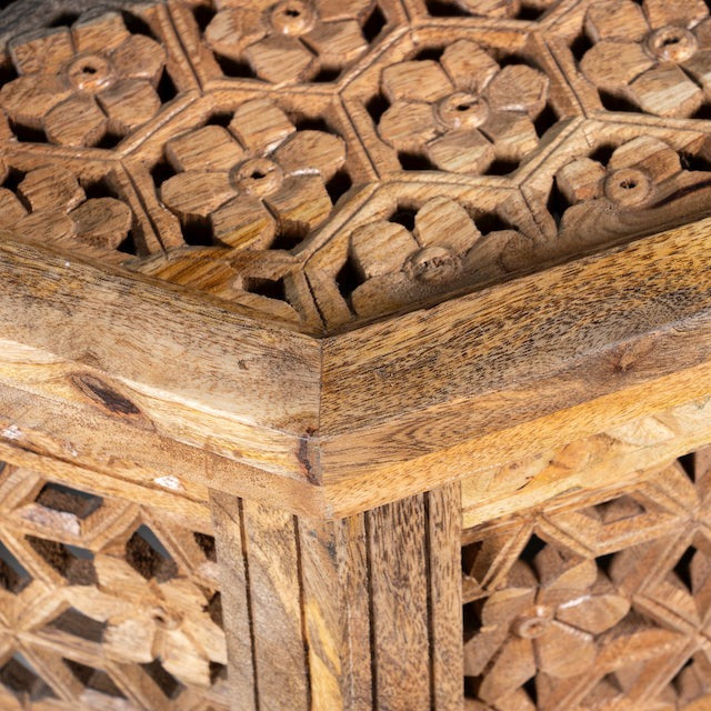 end tables,
glass coffee table,
outdoor coffee table,
black coffee table,
coffee table with storage,
modern coffee table,
lift top coffee table,
square coffee table,