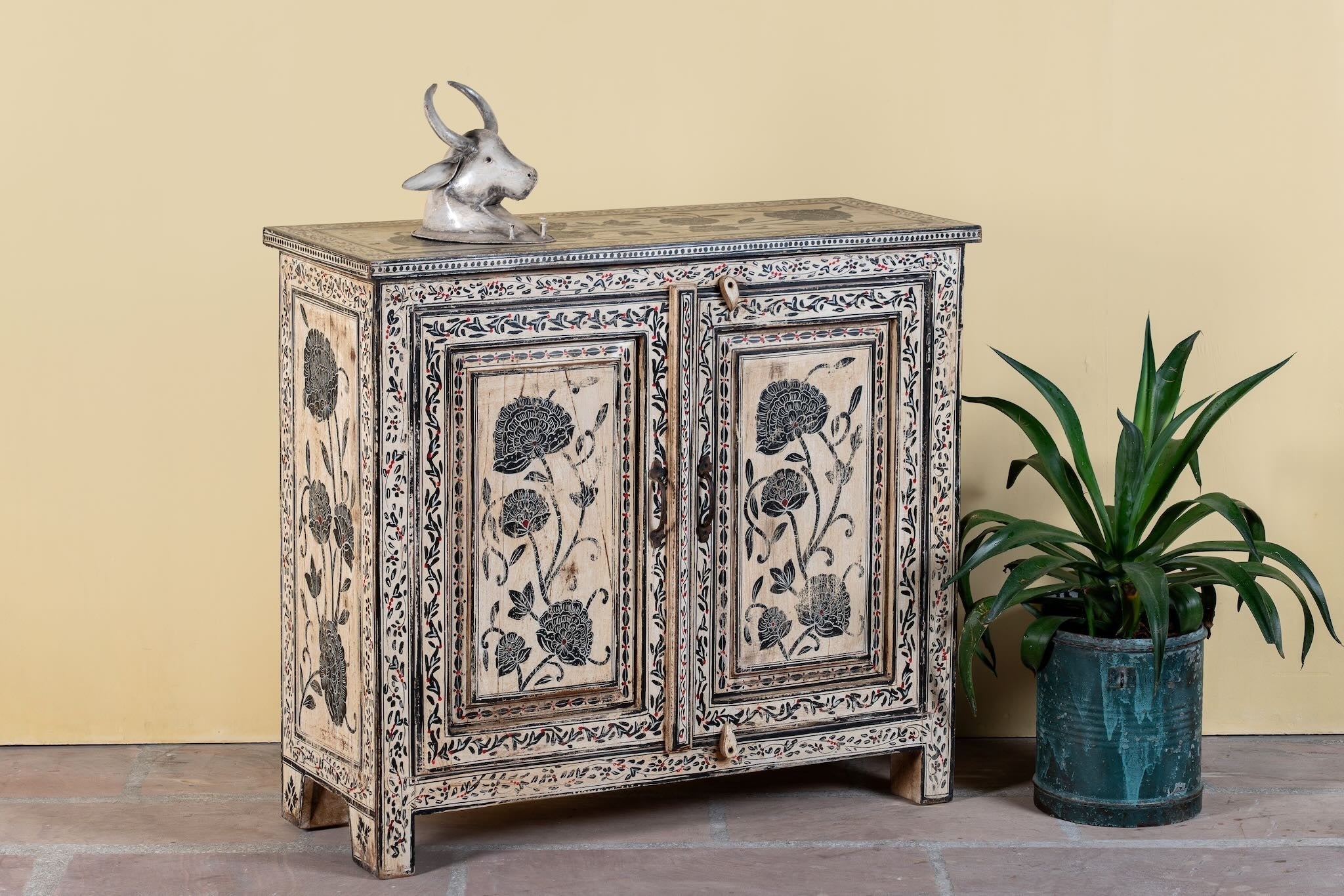 vintage furniture,
cabinet with mirror,
home cabinets,
cabinet with doors,
cabinets for sale,
cabinet furniture,
storage cabinet,
cabinet,
bar cabinet,
garage cabinets,
bathroom vanity,
kitchen cabinets,
shoe cabinet,
bathroom cabinets,
pantry cabinet,
cabinet doors,
filing cabinet,
garage storage cabinets,
entryway bench,
bathroom storage,
outdoor kitchen cabinets,
shoe storage cabinet,
custom cabinets,
black sideboard,
over the toilet storage,
corner cabinet,
cabinet makers near me,
cabinets near me