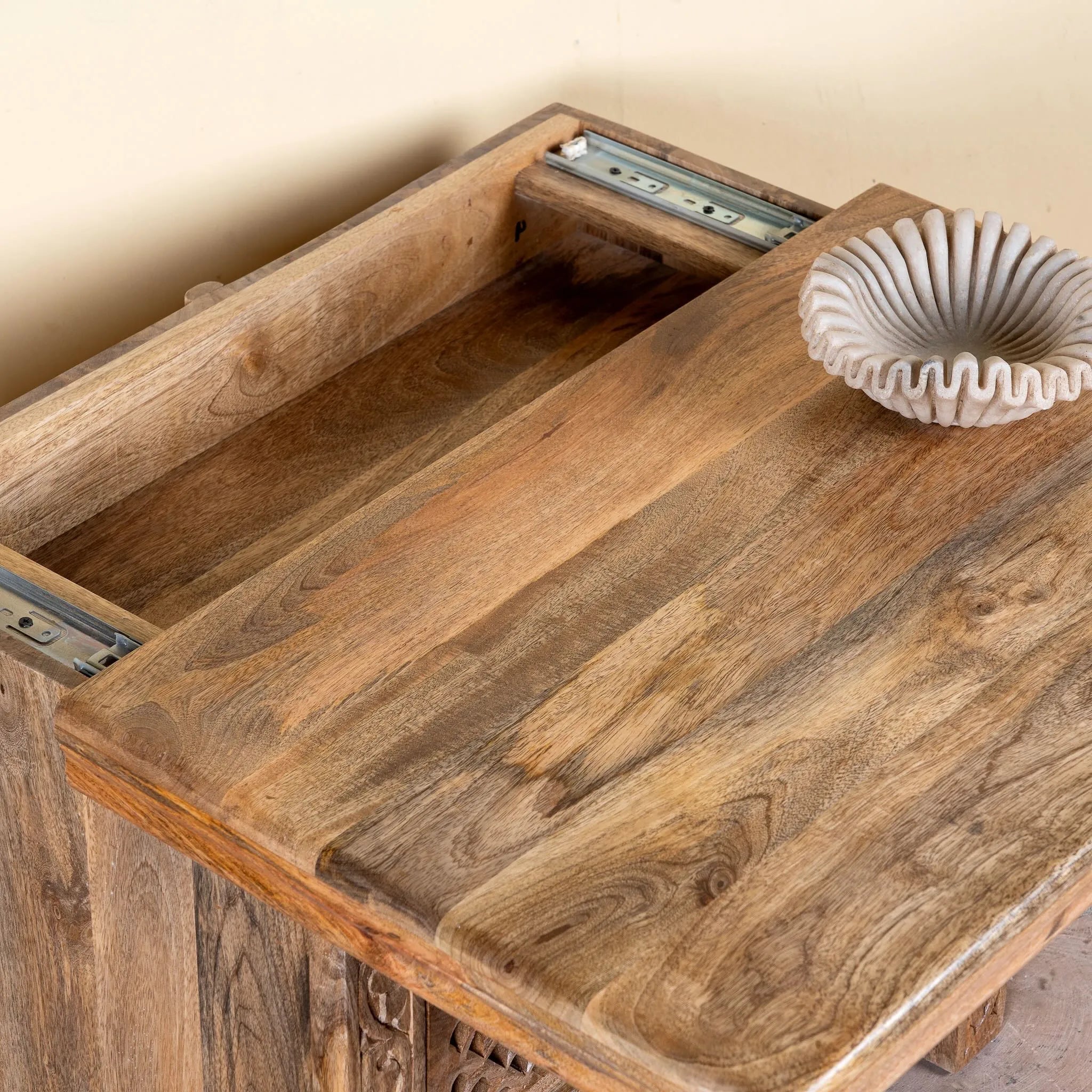 Aarunya Handcarved Bedside Cabinet - DOBRI ARTS AU