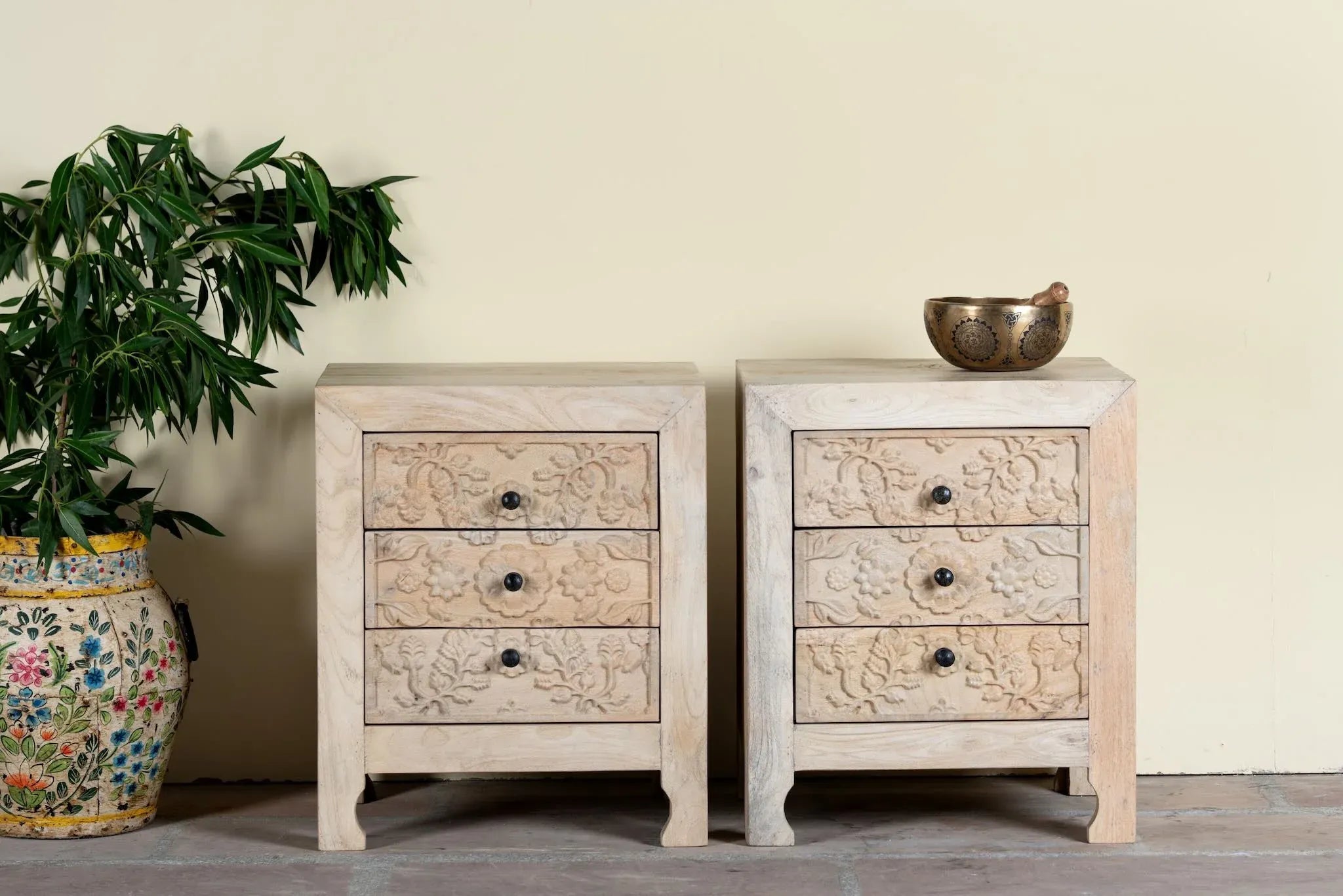 Arohi Carved Bedside Chest Set - DOBRI ARTS AU
