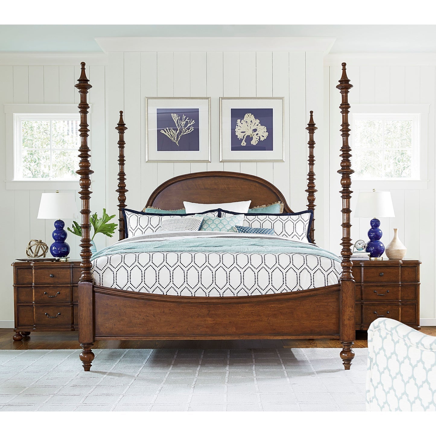 Aspin Classic Mango Wood Four Poster Bed – Handcrafted Solid Wood King Bed with Turned Posts - DOBRI ARTS AU
