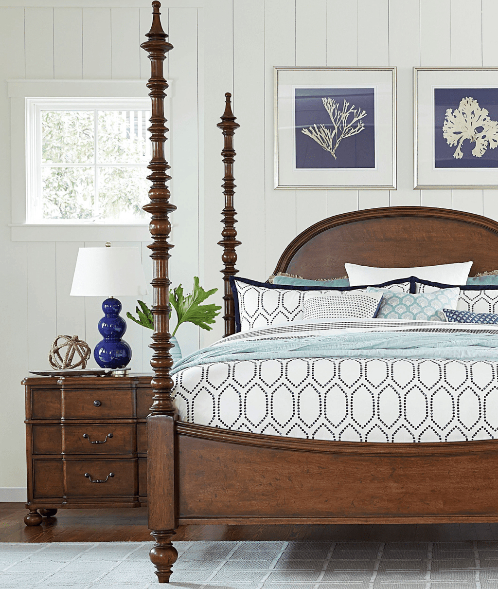 Aspin Classic Mango Wood Four Poster Bed – Handcrafted Solid Wood King Bed with Turned Posts - DOBRI ARTS AU