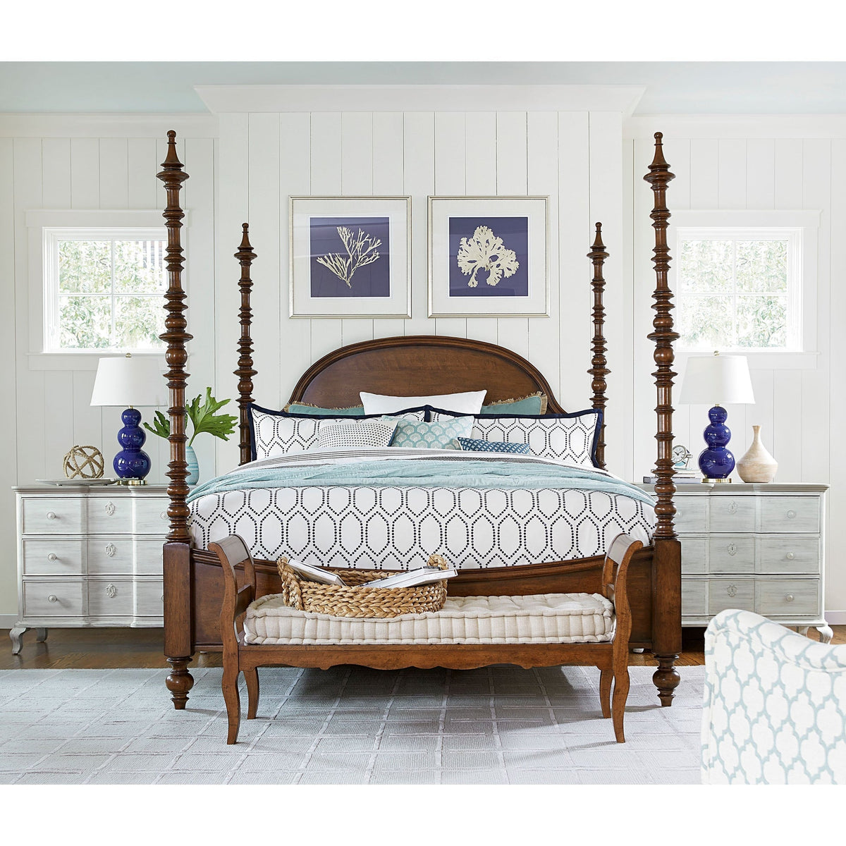Aspin Classic Mango Wood Four Poster Bed – Handcrafted Solid Wood King Bed with Turned Posts - DOBRI ARTS AU