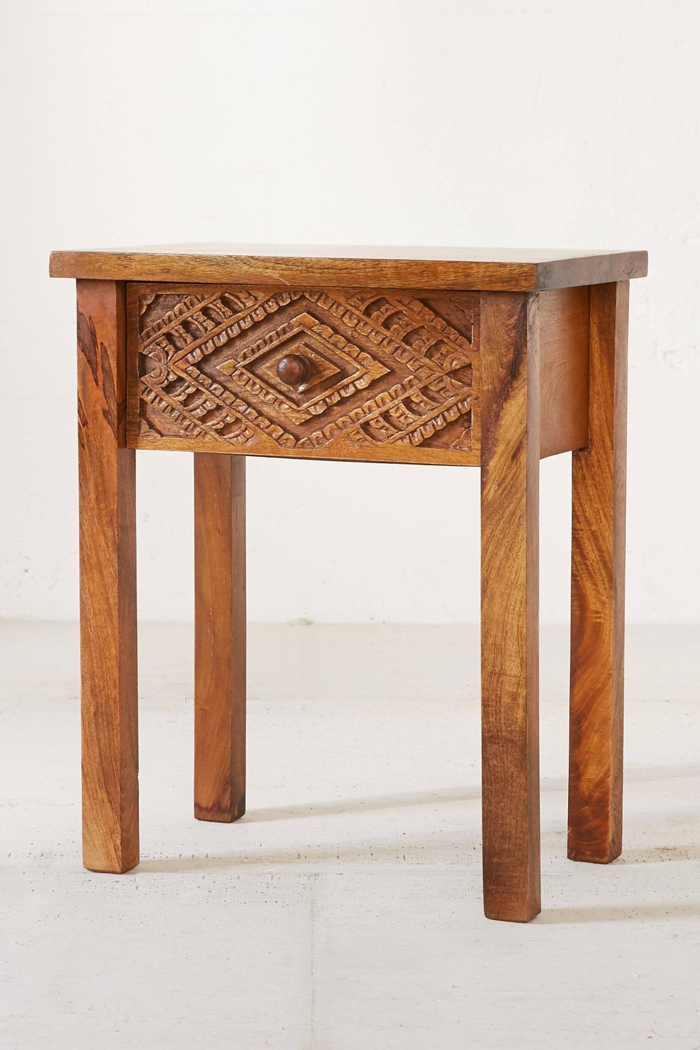 Brontes Hand-Carved Mango Wood Bedside Table – Solid Wood Nightstand with Geometric Carved Drawer, Rustic Accent & Storage - DOBRI ARTS AU