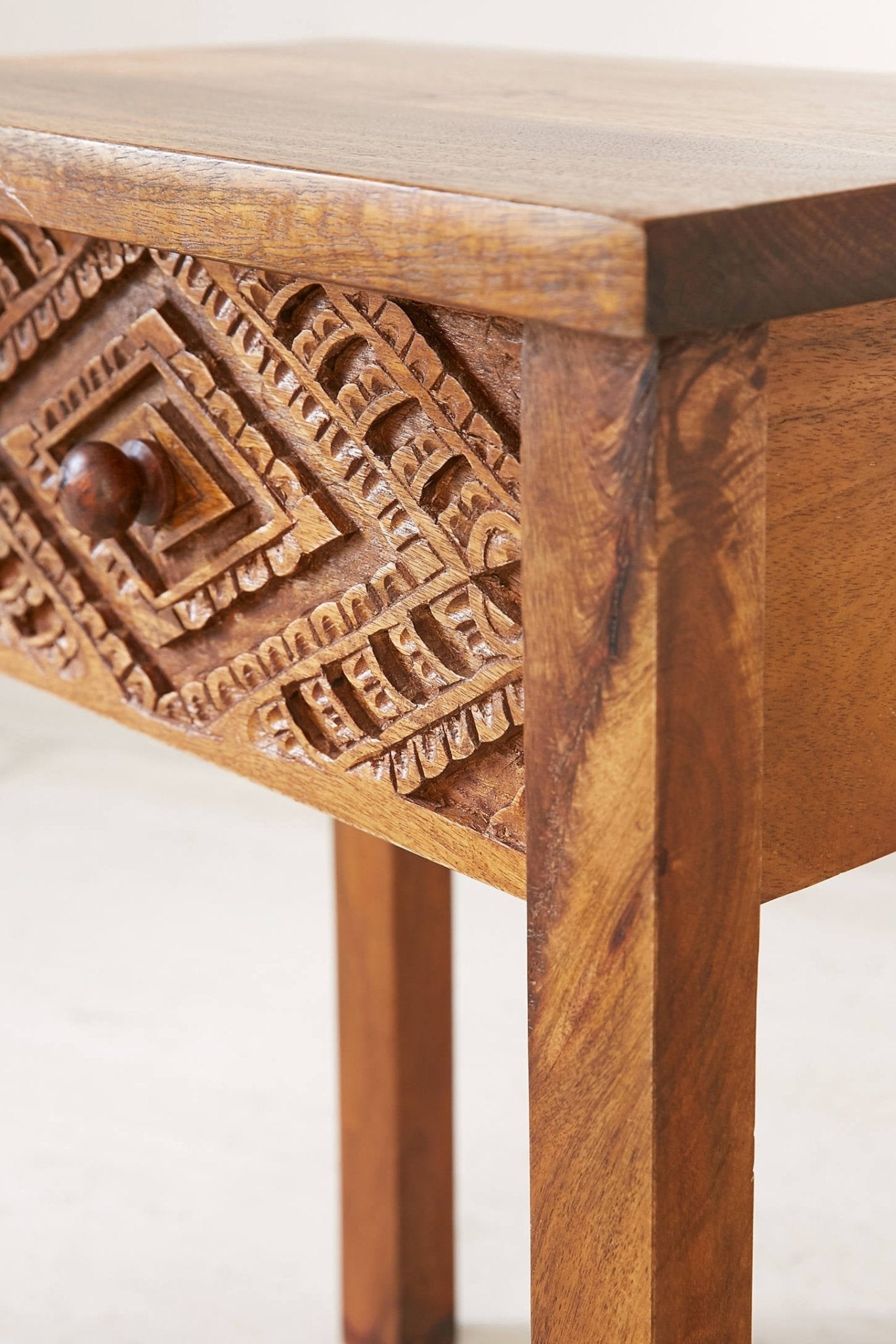 Brontes Hand-Carved Mango Wood Bedside Table – Solid Wood Nightstand with Geometric Carved Drawer, Rustic Accent & Storage - DOBRI ARTS AU