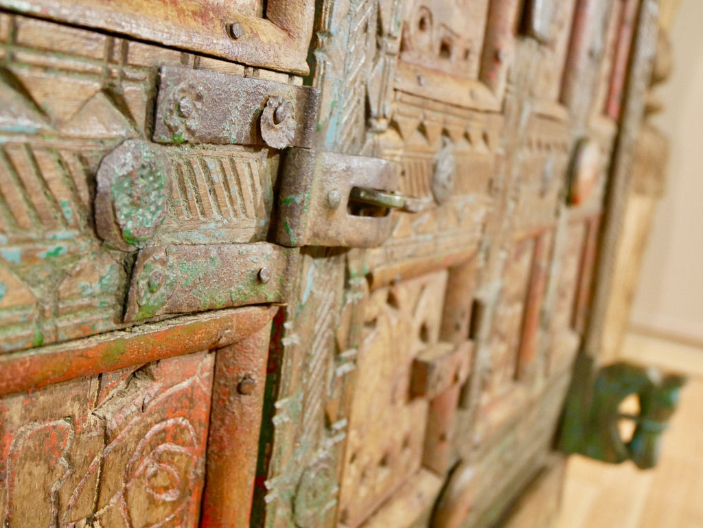 Damchya Antique Indian Carved Storage Chest - DOBRI ARTS AU