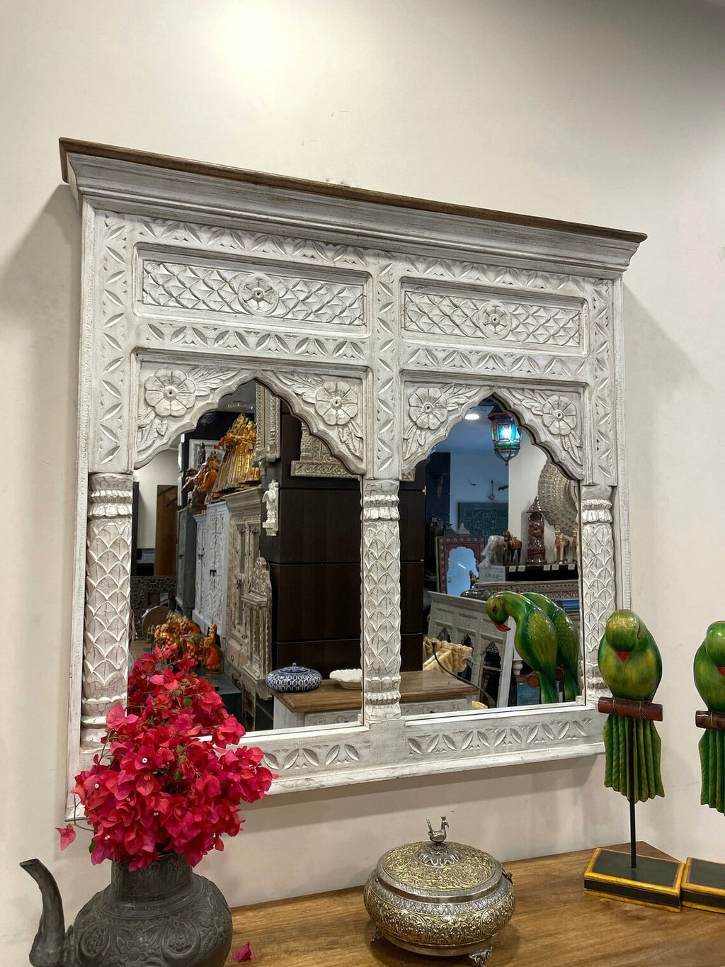 dressing table with mirror,
full length wall mirror,
large wall mirror,
full body mirror,
rattan mirror,
large floor mirror,
large round mirror,
bathroom vanity mirrors,
oval mirror,
big mirror,
long mirror,
black round mirror,
large bathroom mirror,
free standing mirror,
circle mirror,
over the door mirror,
oversized floor mirror,
tall mirror,
black arch mirror,
wavy mirror,
round bathroom mirror,
simple human mirror,
door mirror,
Vintage furniture