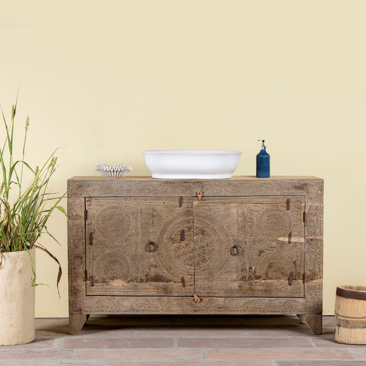 Ekta Antique Door Carved Mango Wood Console Cabinet - DOBRI ARTS AU