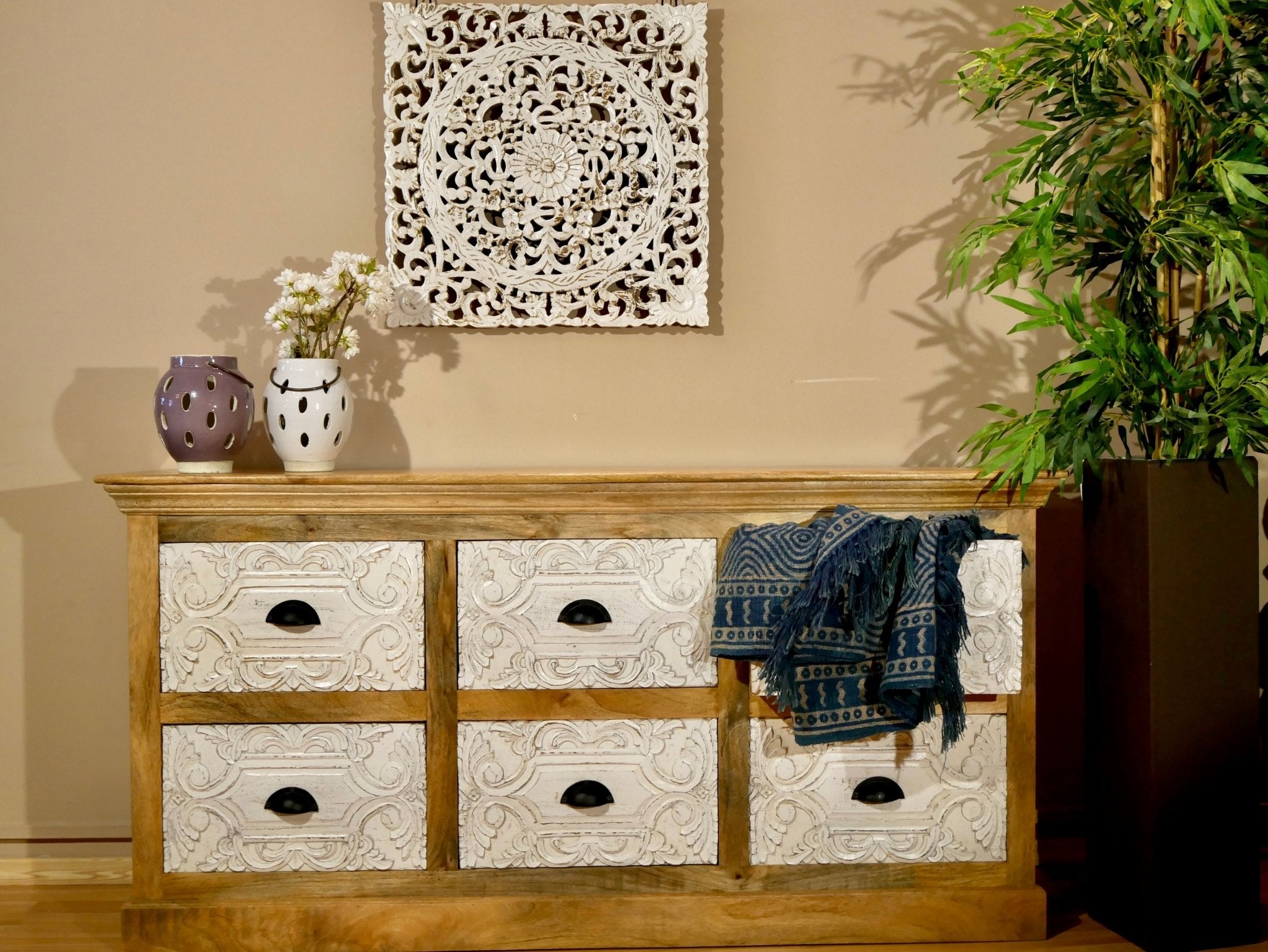 Gaya Carved Drawer Chest - DOBRI ARTS AU