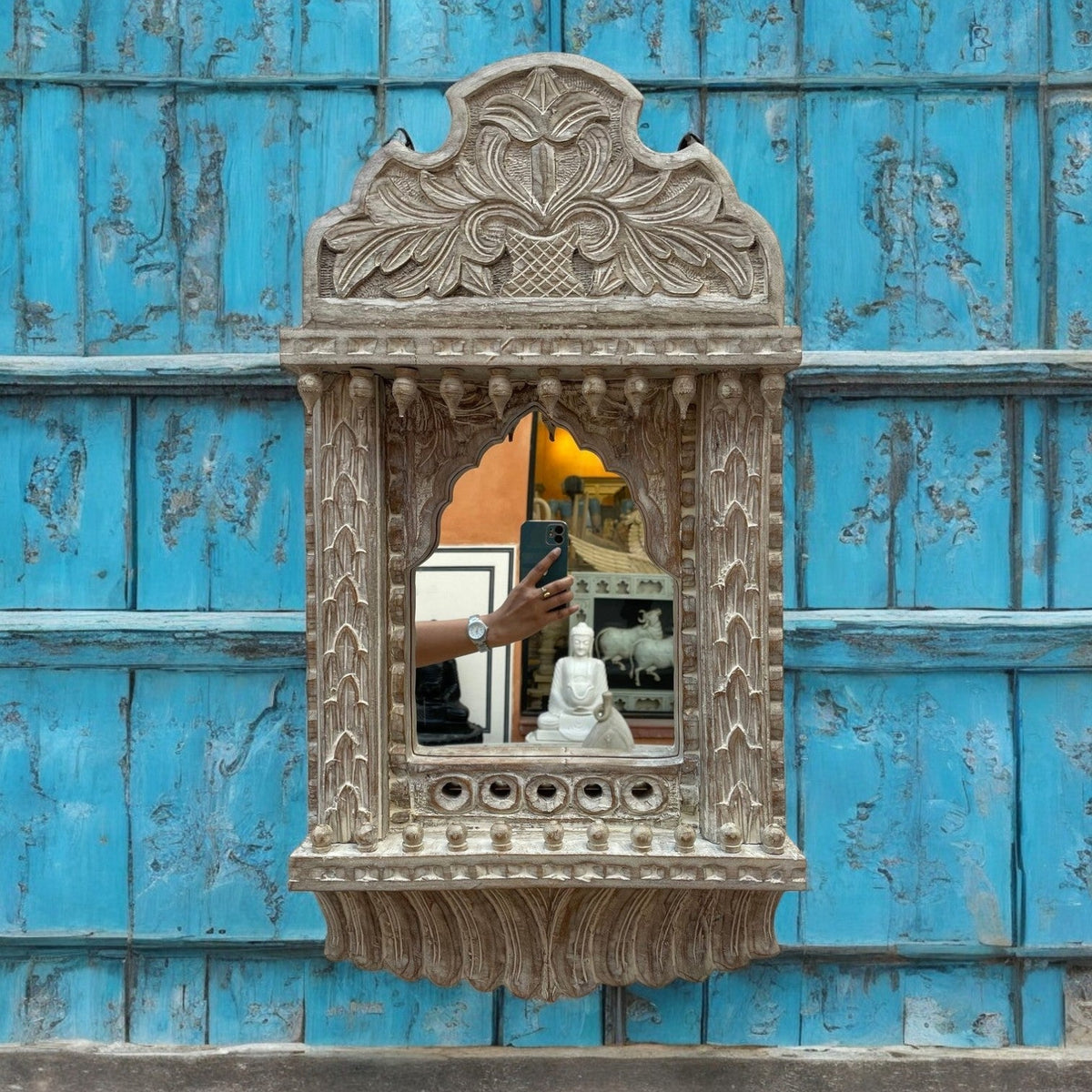 Hand-Carved Dark Walnut Wooden Jharokha Mirror with Ornate Crown Detail - DOBRI ARTS AU