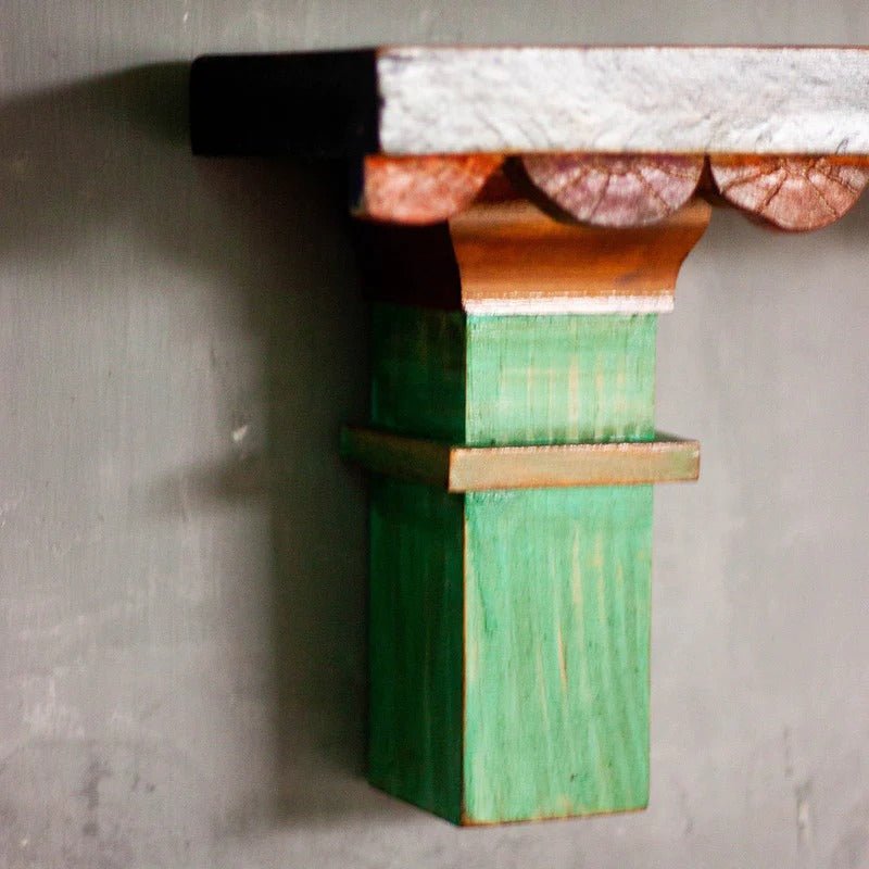 Hand-Carved Distressed Wooden Wall Shelf with Scalloped Edge – Compact Display Design - DOBRI ARTS AU
