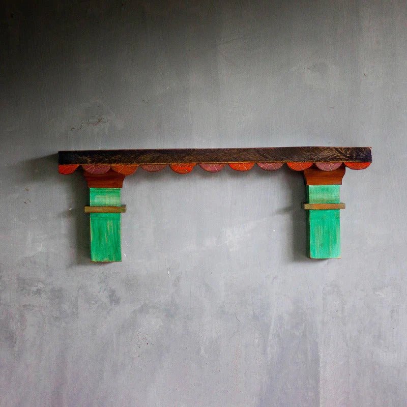 Hand-Carved Distressed Wooden Wall Shelf with Scalloped Edge – Compact Display Design - DOBRI ARTS AU