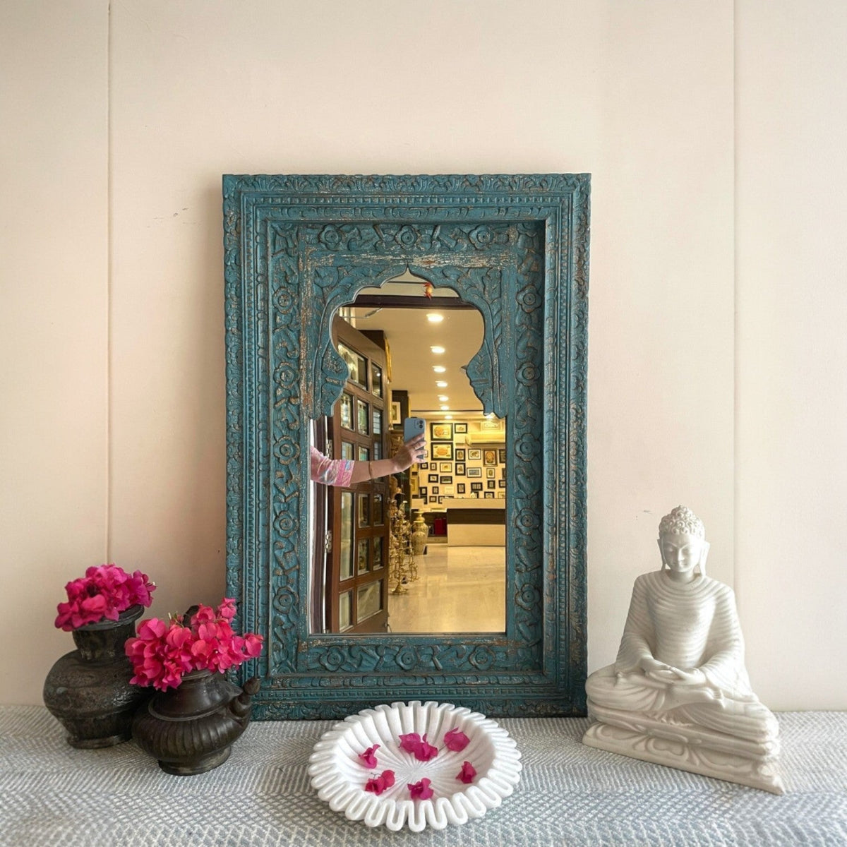 Hand-Carved Grey Wash Wooden Arch Mirror with Floral Border - DOBRI ARTS AU