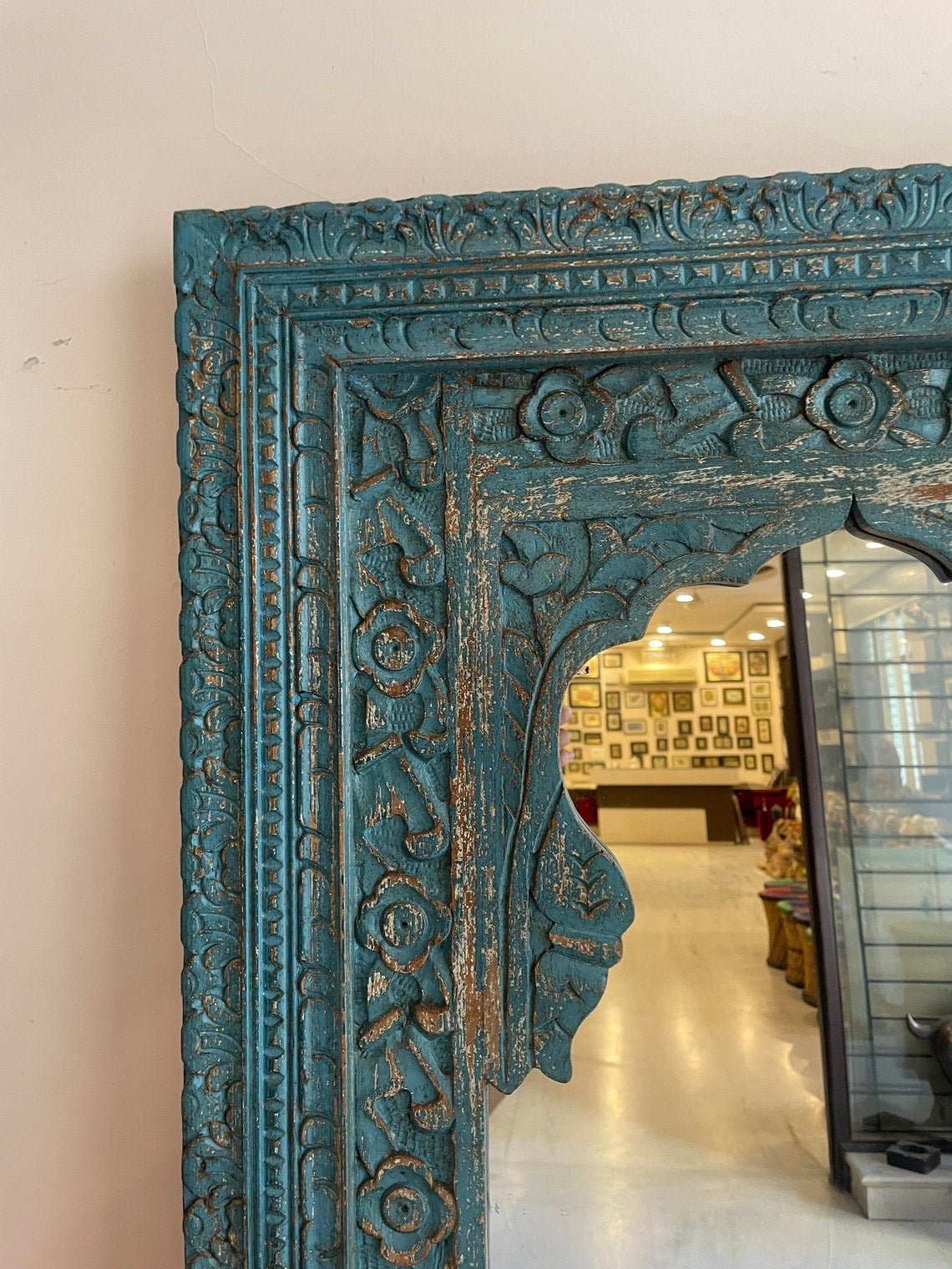 Hand-Carved Grey Wash Wooden Arch Mirror with Floral Border - DOBRI ARTS AU
