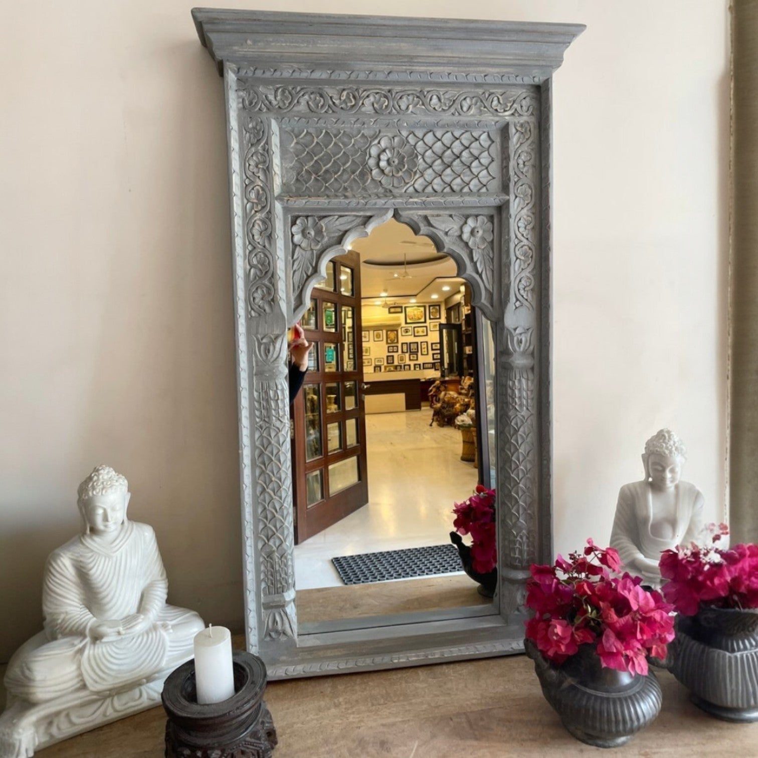 Hand-Carved Teal Jharokha Style Wooden Mirror with Arched Frame - DOBRI ARTS AU