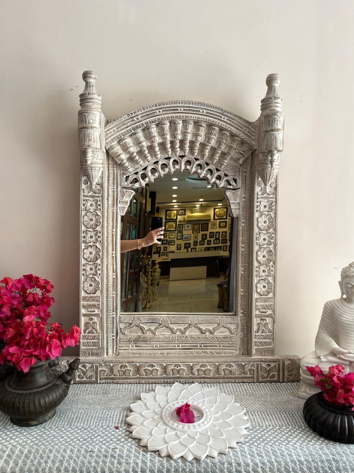 Hand-Carved Whitewashed Arch Wooden Mirror Frame with Pillar Detailing - DOBRI ARTS AU