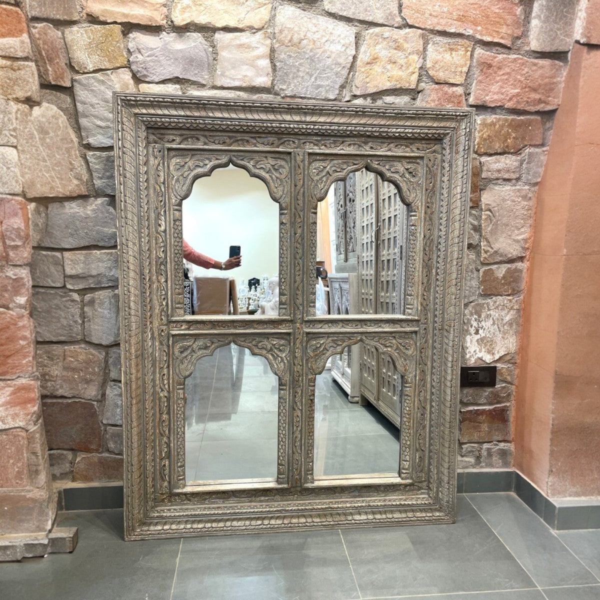 Hand-Carved Whitewashed Quad-Arch Wooden Wall Mirror with Jharokha Detailing - DOBRI ARTS AU