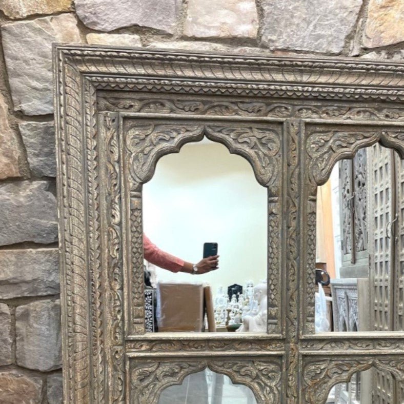 Hand-Carved Whitewashed Quad-Arch Wooden Wall Mirror with Jharokha Detailing - DOBRI ARTS AU