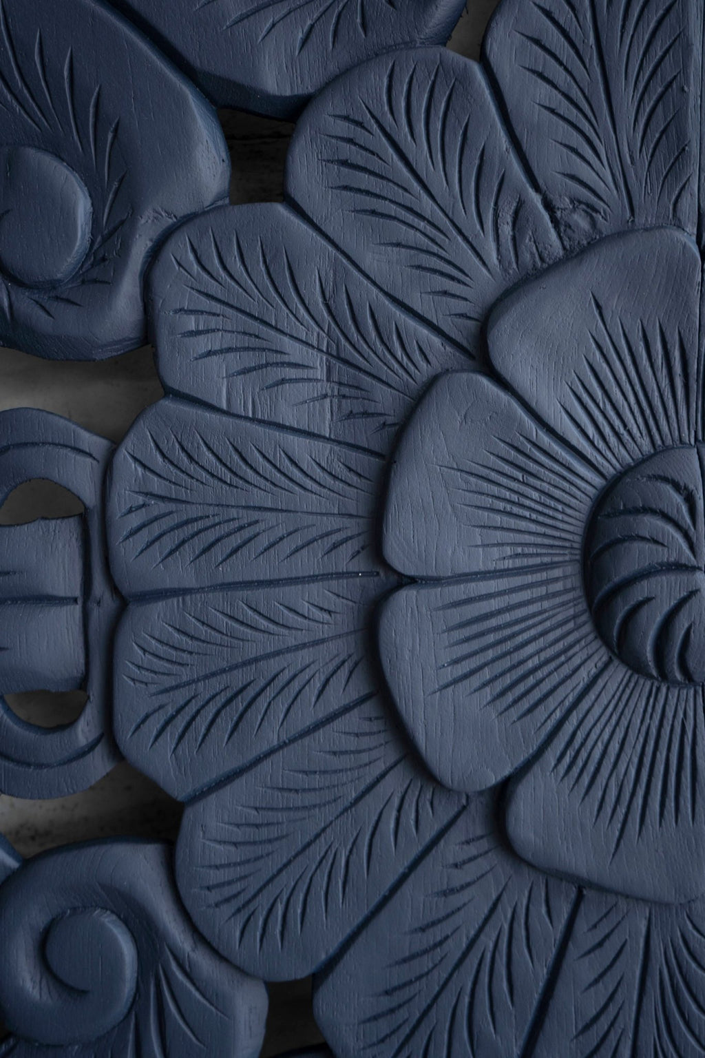 Indigo Blue Hand Carved Mango Wood Floral Scroll Headboard – Ornate Botanical Boho Wall Panel - DOBRI ARTS AU