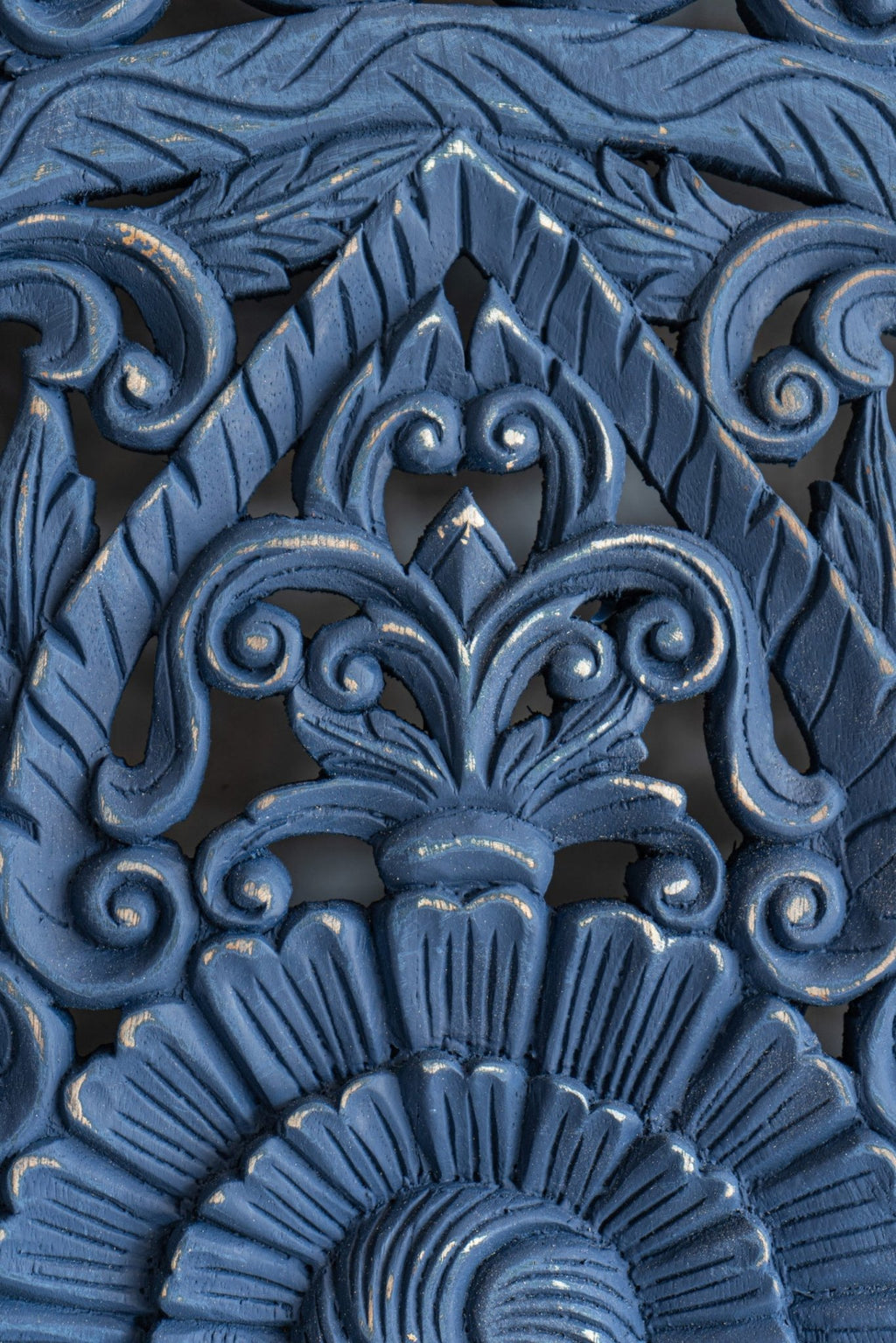 Indigo Hand Carved Mango Wood Floral Medallion Headboard – Ornate Indian Carved Decorative Wall Panel - DOBRI ARTS AU