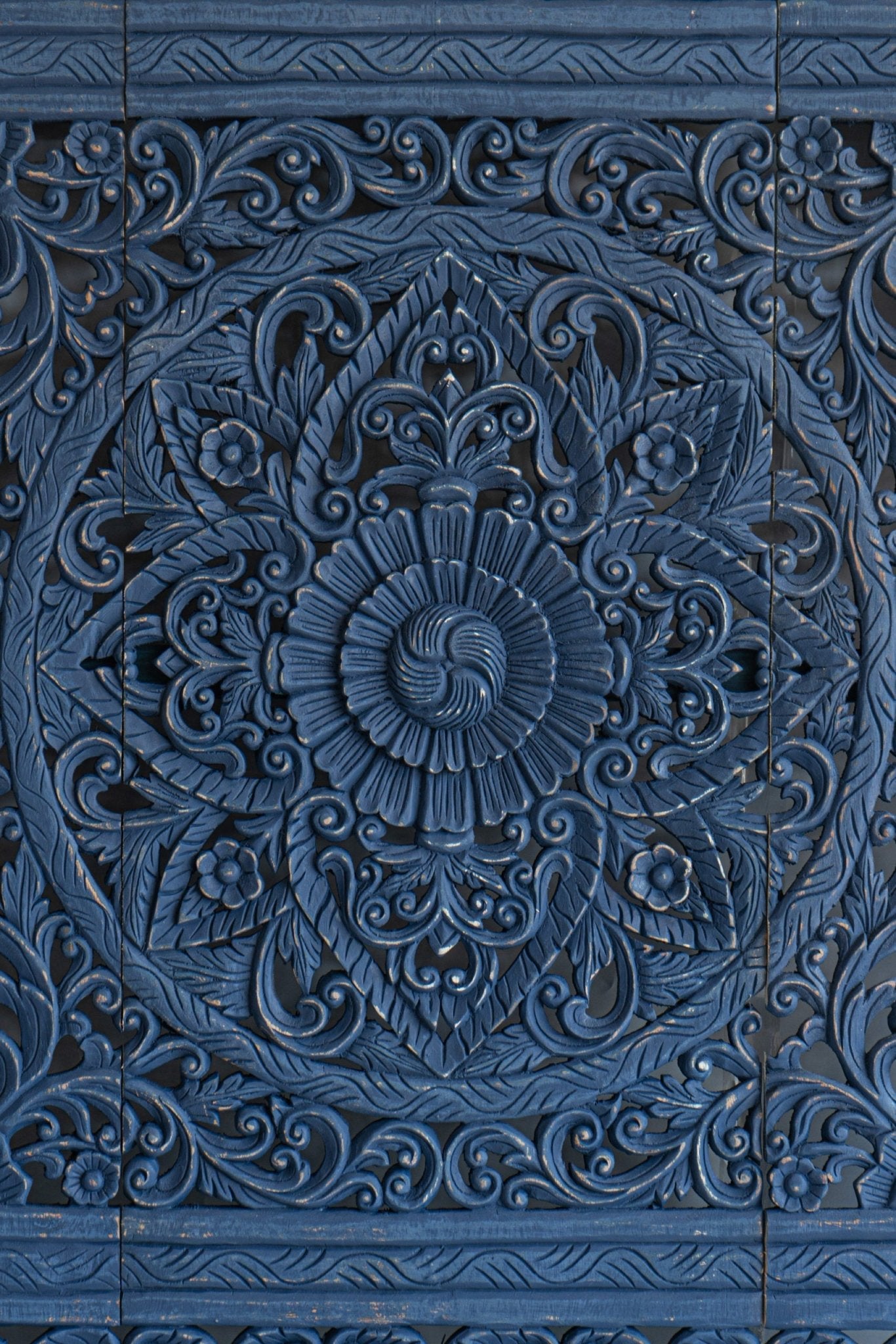 Indigo Hand Carved Mango Wood Floral Medallion Headboard – Ornate Indian Carved Decorative Wall Panel - DOBRI ARTS AU