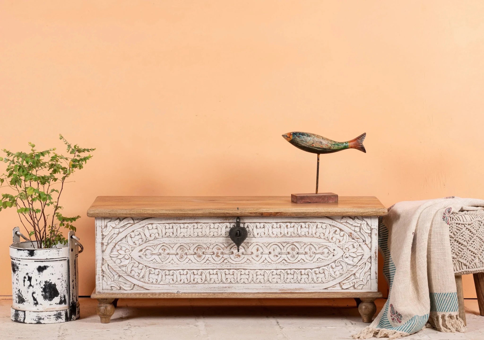 Mandapam Whitewashed Hand-Carved Mango Wood Storage Chest - DOBRI ARTS AU