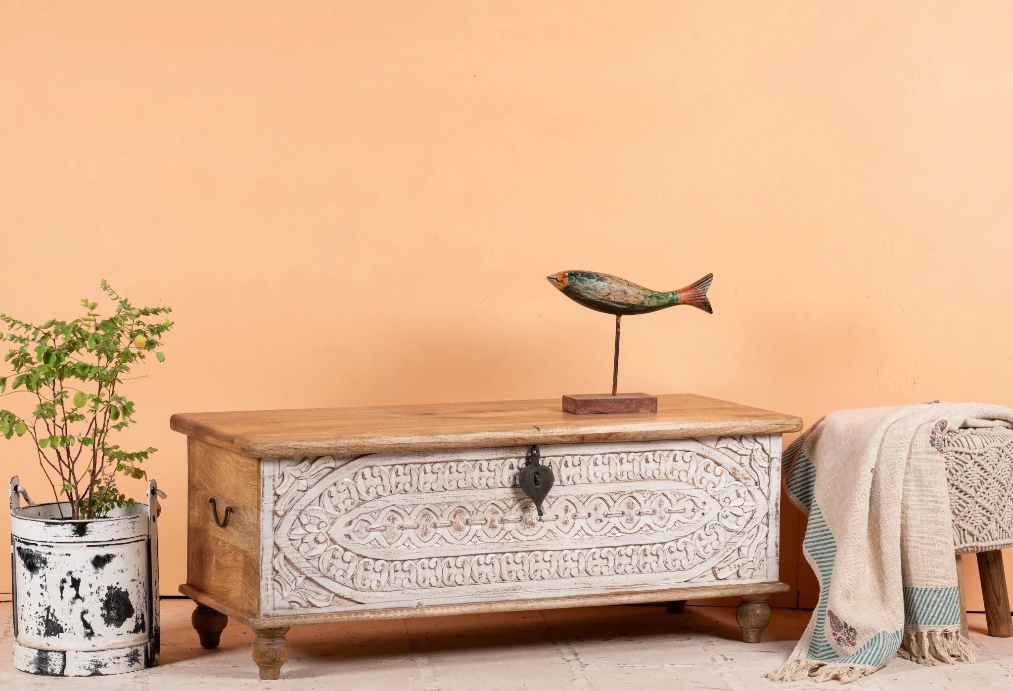 Mandapam Whitewashed Hand-Carved Mango Wood Storage Chest - DOBRI ARTS AU