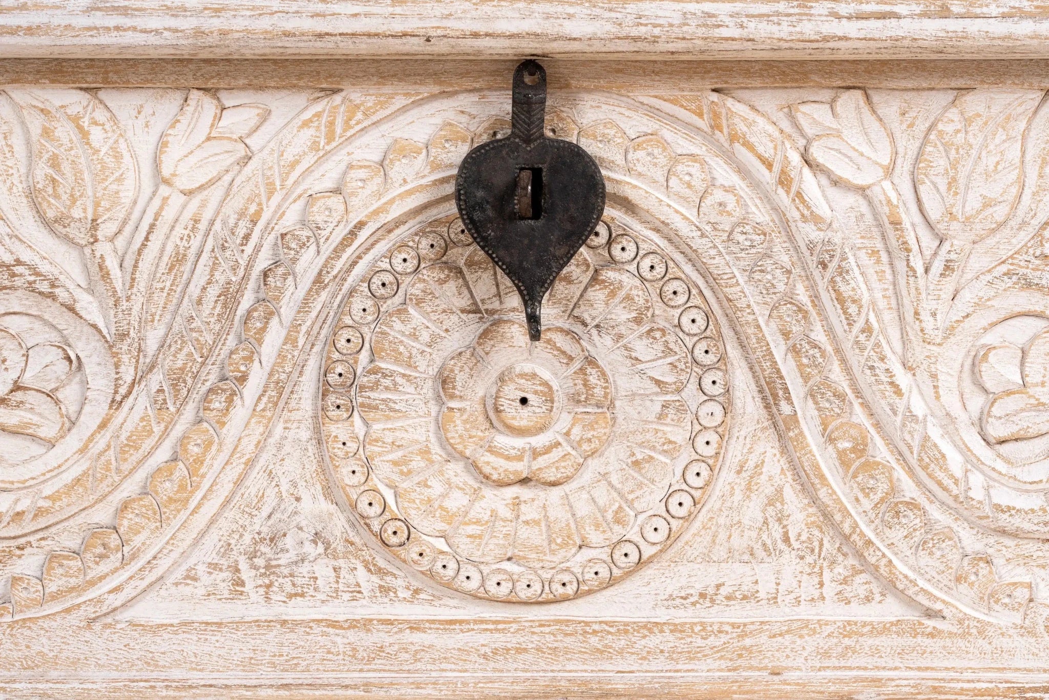 Murukeri Hand-Carved Mango Wood Vintage Storage Chest - DOBRI ARTS AU