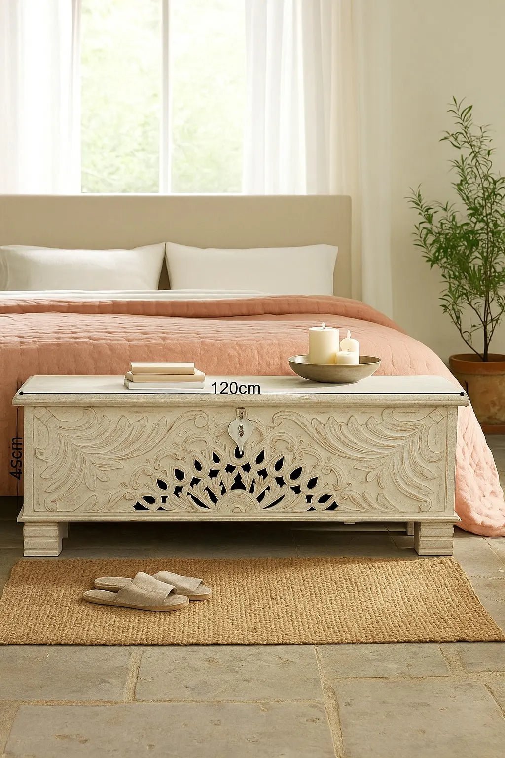 Quadim Hand-Carved White Mango Wood Storage Chest - DOBRI ARTS AU