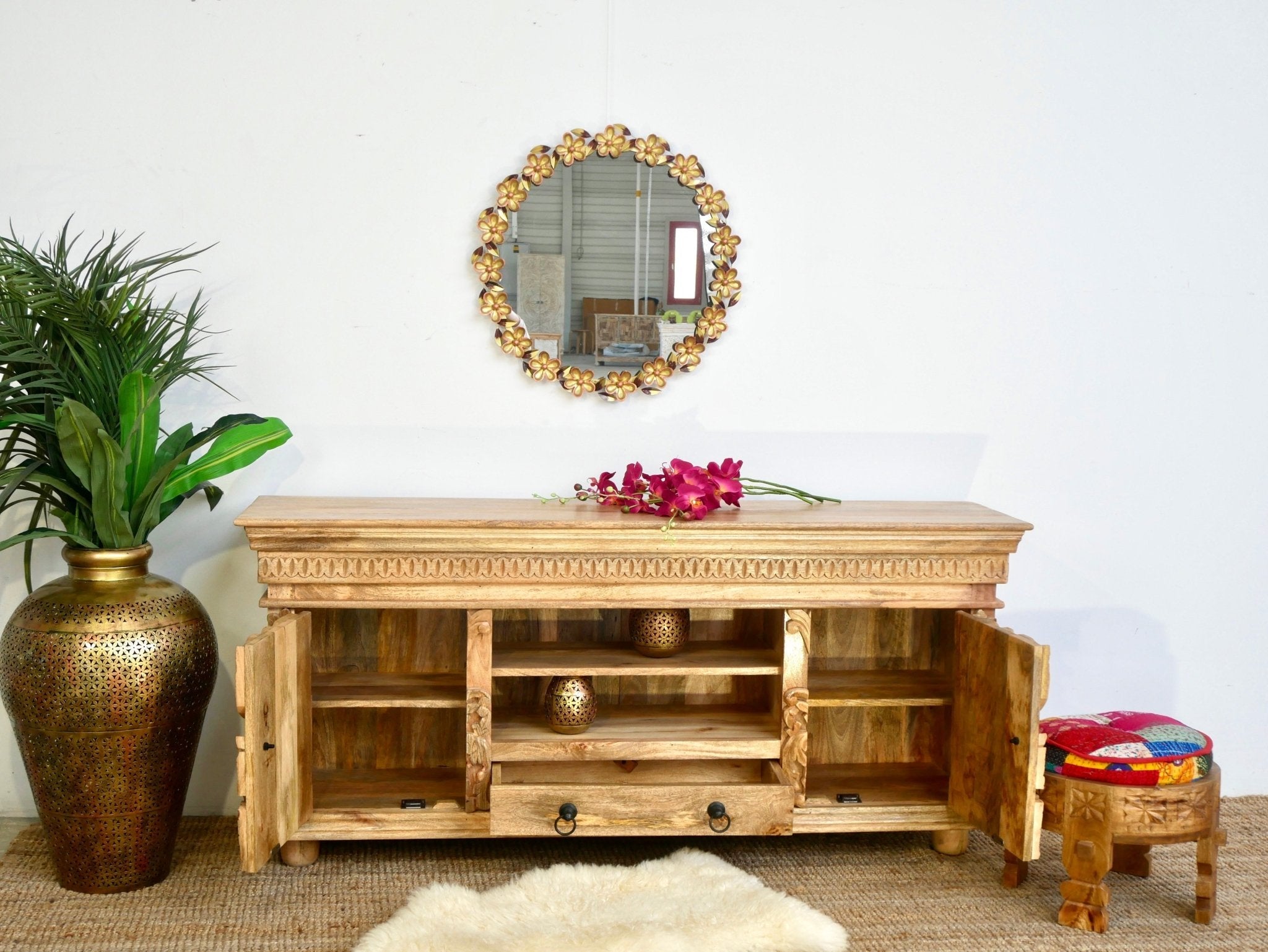 Raichur Natural Hand-Carved Mango Wood TV Lowboard - DOBRI ARTS AU
