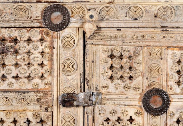 Rapar Antique-Style Indian Damchia Console Table - DOBRI ARTS AU