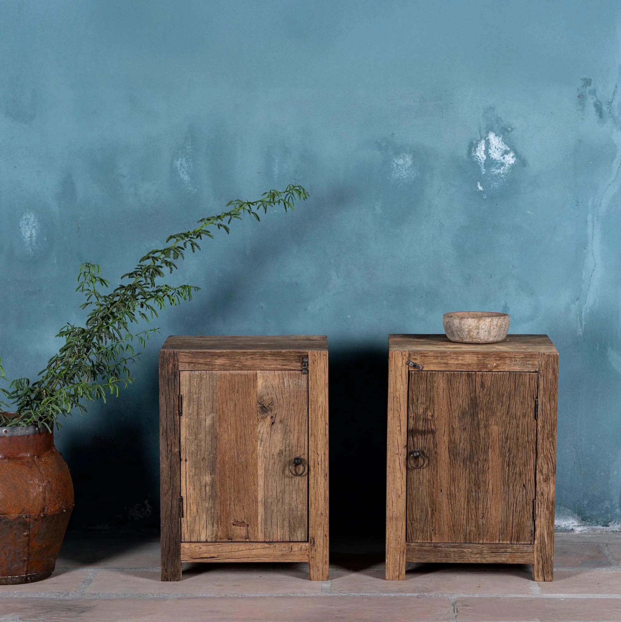 Rustic Reclaimed Wood Bedside Cabinet - DOBRI ARTS AU