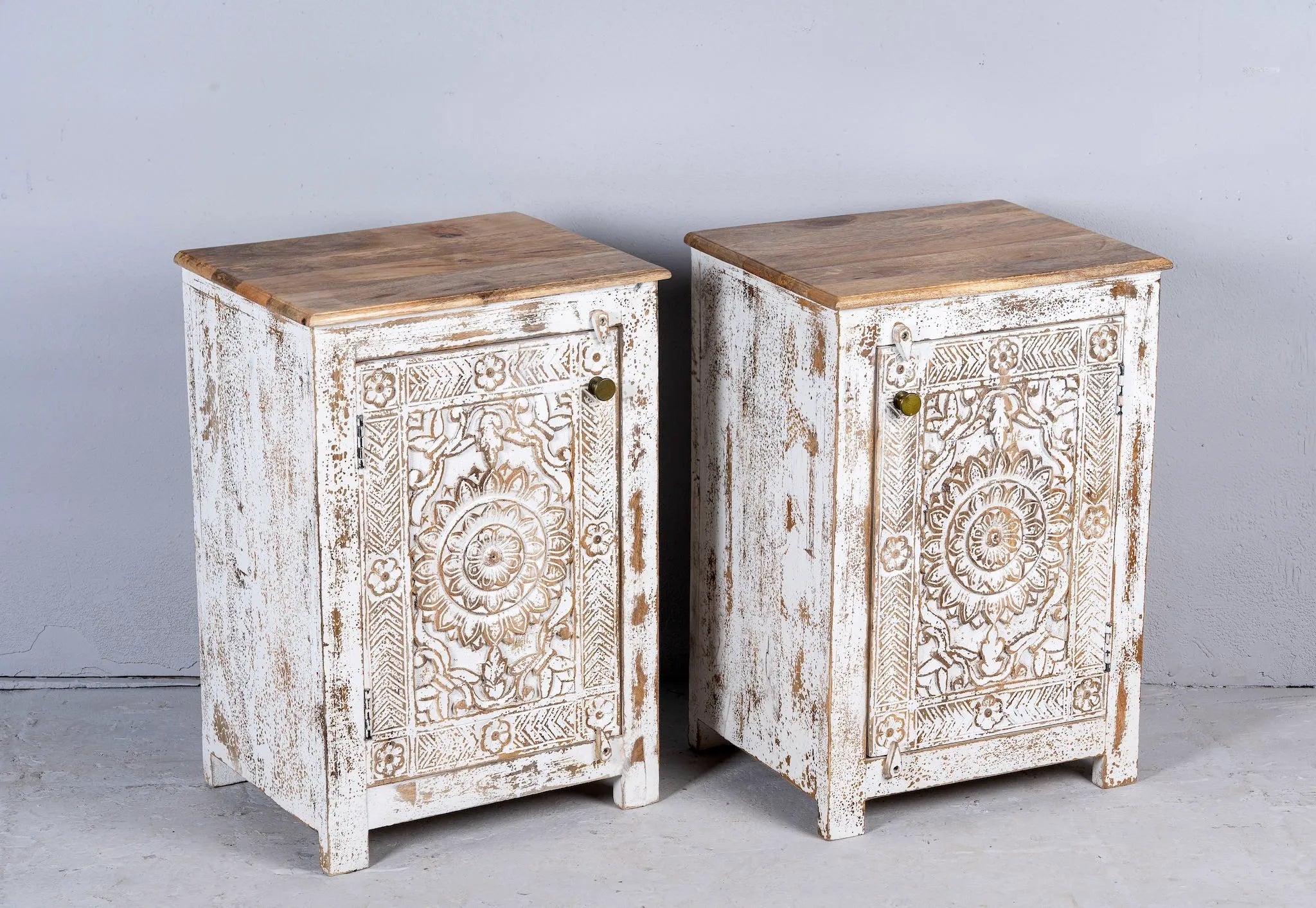 Rustic Whitewashed Floral Carved Bedside Cabinet - DOBRI ARTS AU