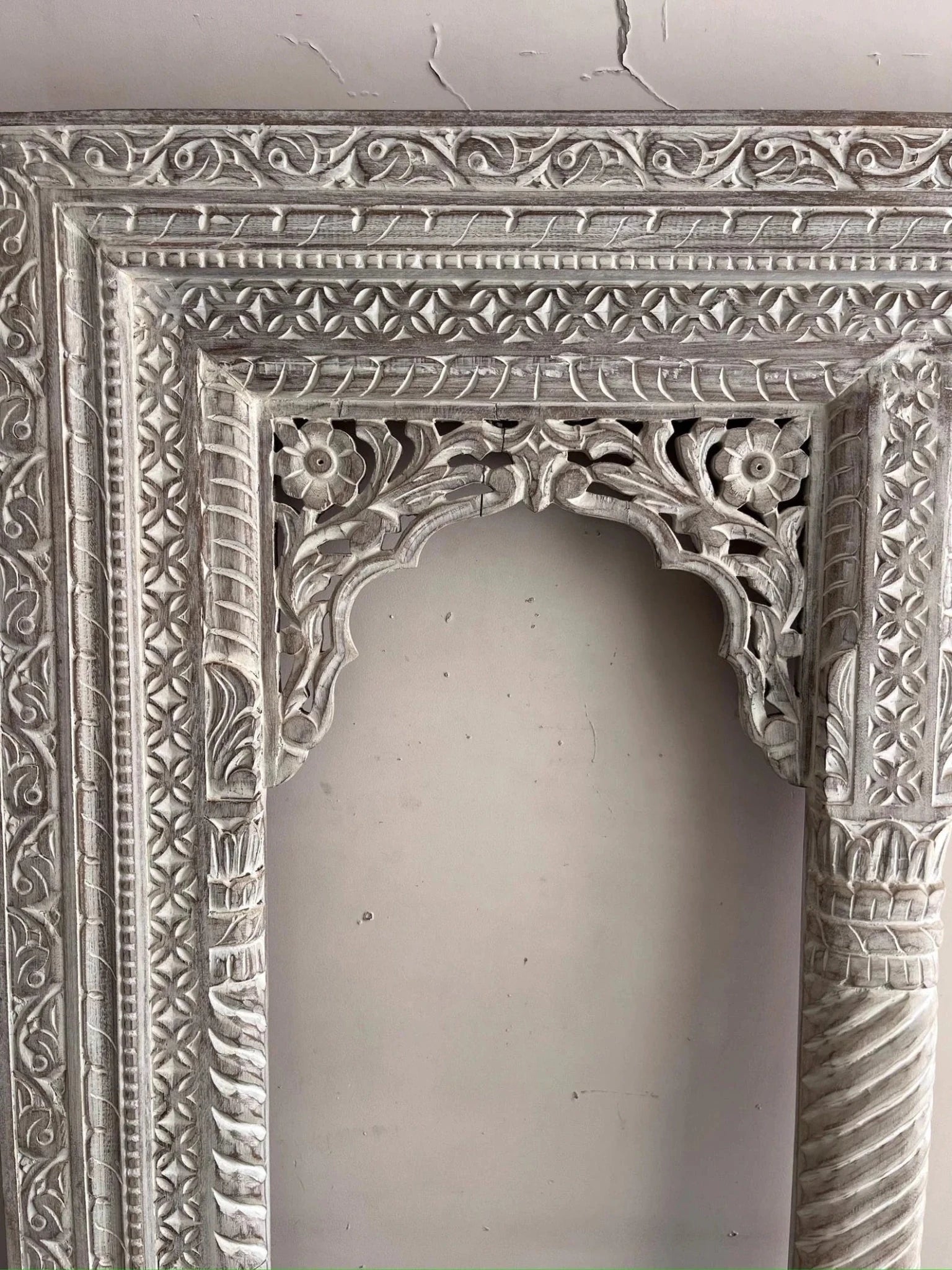 Triple-Arch Hand-Carved Wooden Mirror Panel with Distressed White Finish - DOBRI ARTS AU