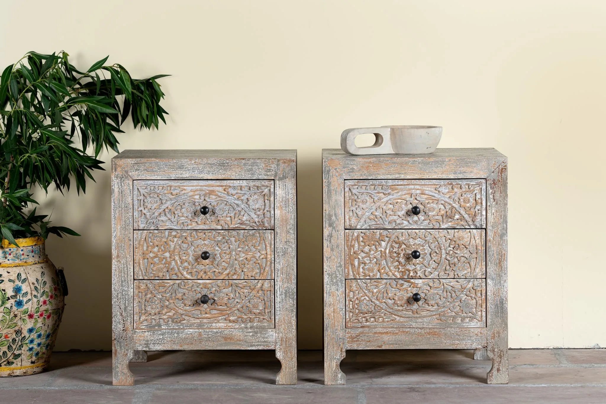 Vihana Carved Bedside Chest - DOBRI ARTS AU