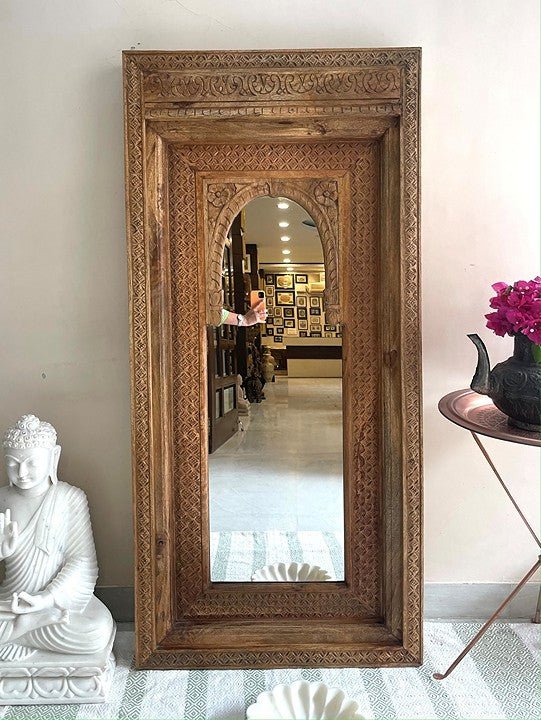 Vintage Wood Mirror: A Distinctive Accent for Your Wall DecorHand-Carved Distressed White Arch Wooden Floor Mirror with Heritage Motifs - DOBRI ARTS AU