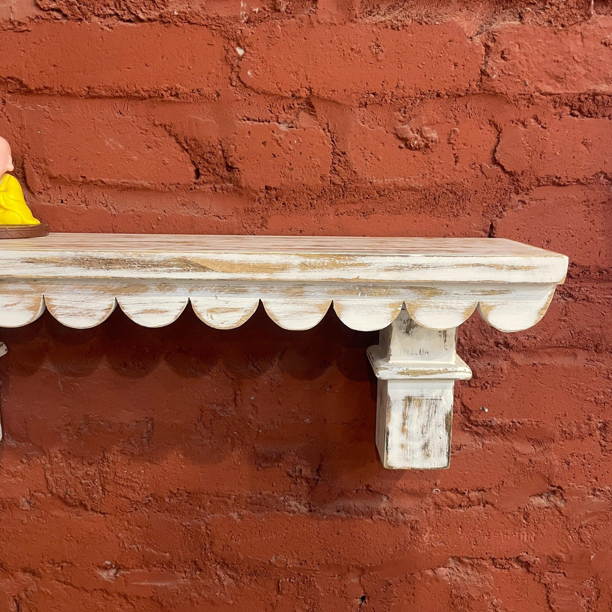 Whitewashed Hand-Carved Wooden Wall Shelf with Scalloped Edge Brackets - DOBRI ARTS AU
