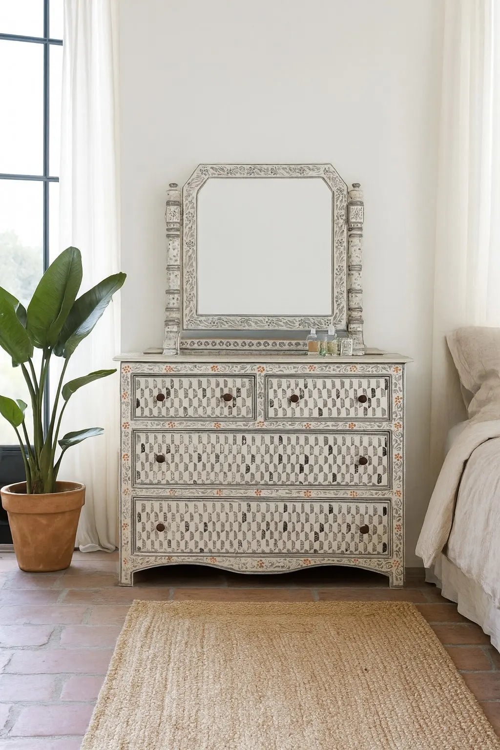 Zarina Hand-Painted Indian Dressing Table - DOBRI ARTS AU