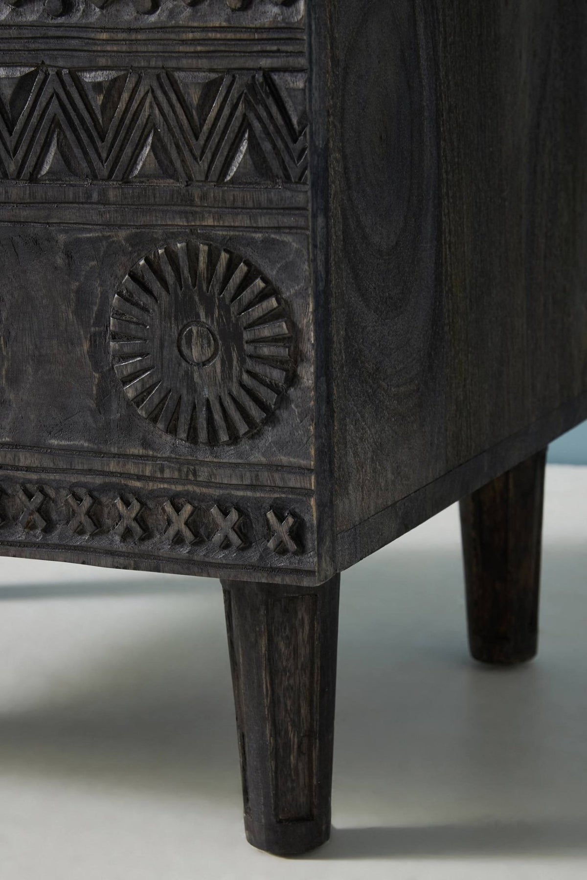 Zorina Hand-Carved Mango Wood Bedside Table – Tribal Pattern Nightstand with 2 Doors, Open Shelf & Metal Ring Handles - DOBRI ARTS AU