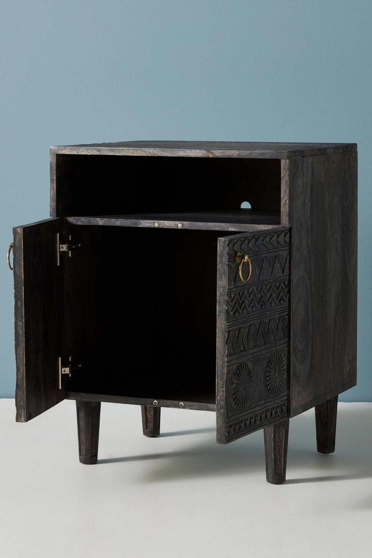 Zorina Hand-Carved Mango Wood Bedside Table – Tribal Pattern Nightstand with 2 Doors, Open Shelf & Metal Ring Handles - DOBRI ARTS AU